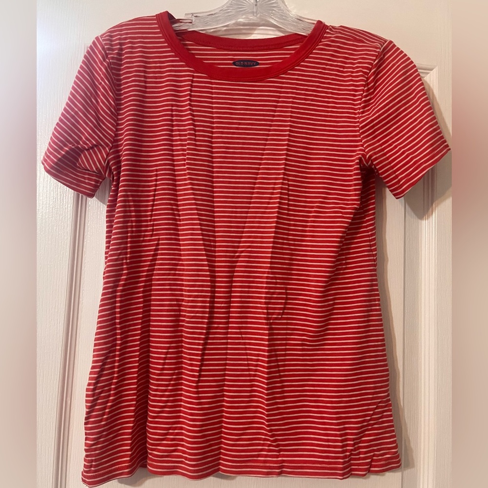 OLD NAVY striped t-shirt